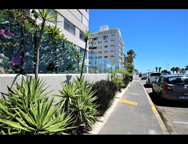 3 bed property to rent in MOUILLE POINT